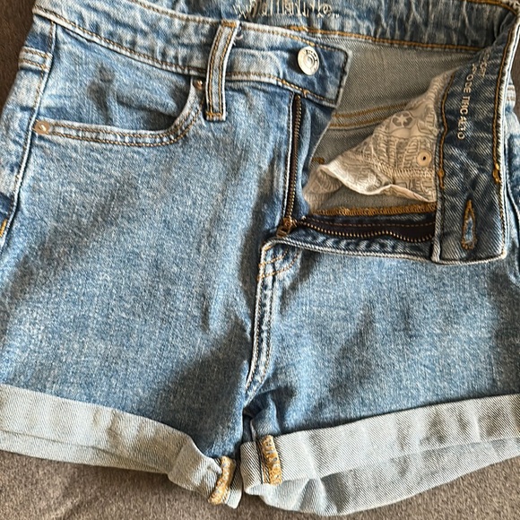 Jean Shorts - Picture 1 of 2